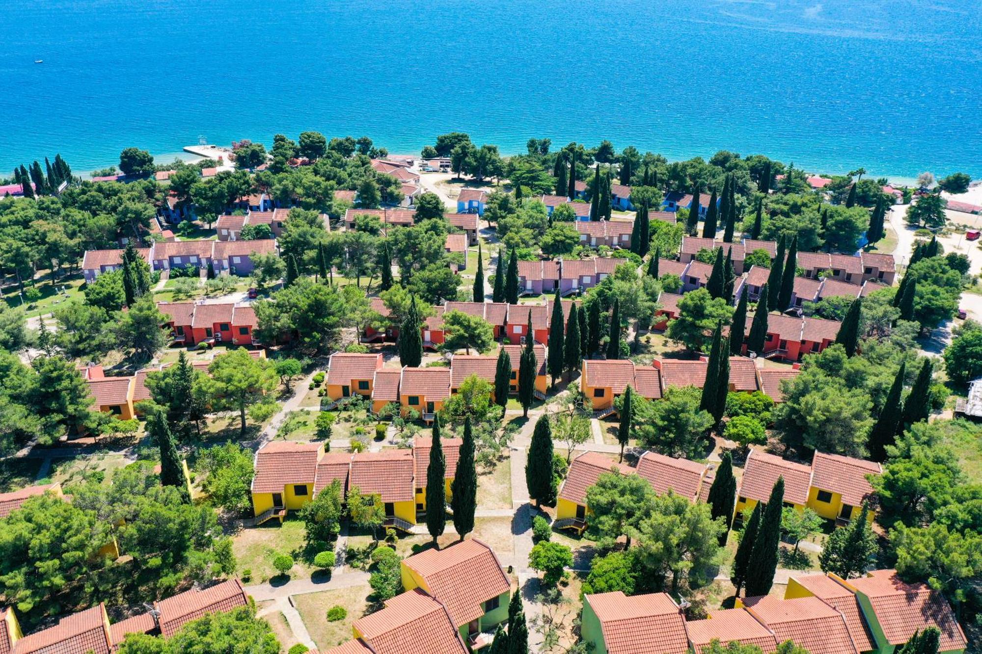 Apartments Medena Trogir Exteriör bild